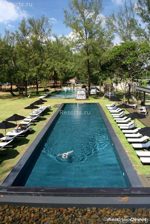 SALA Phuket Resort & Spa 32